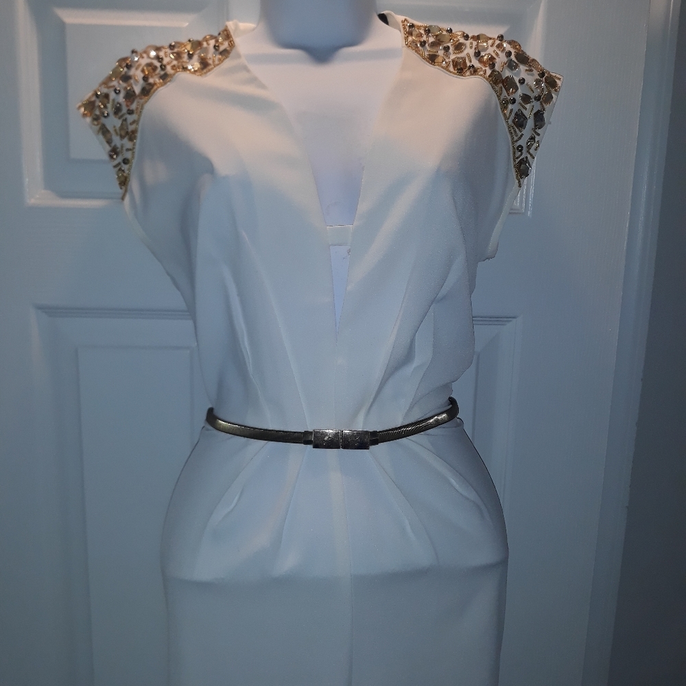 Clothes - Picture 2 of 2
